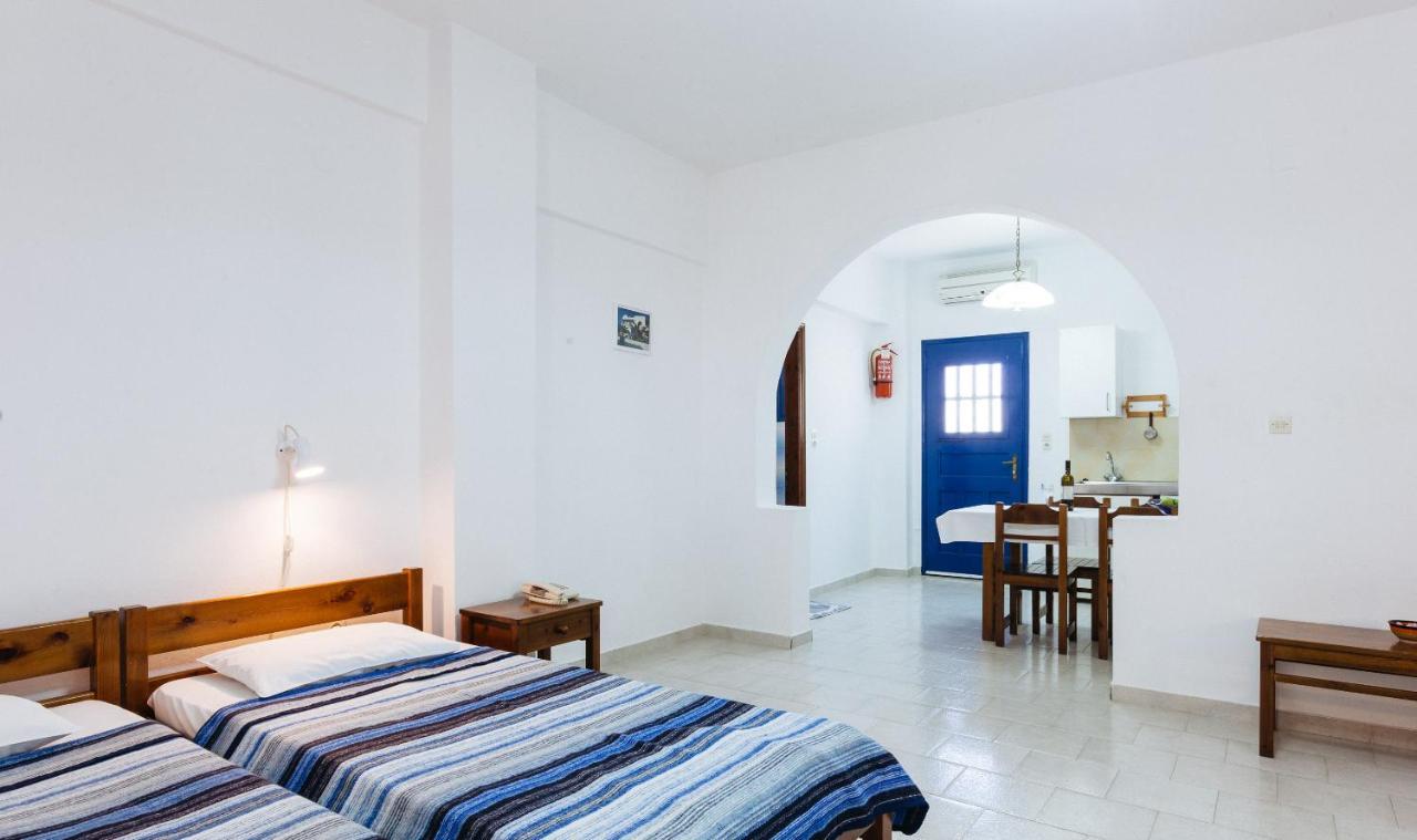 Thalassitis Coastal Apartments Playa de Perivolos Exterior foto