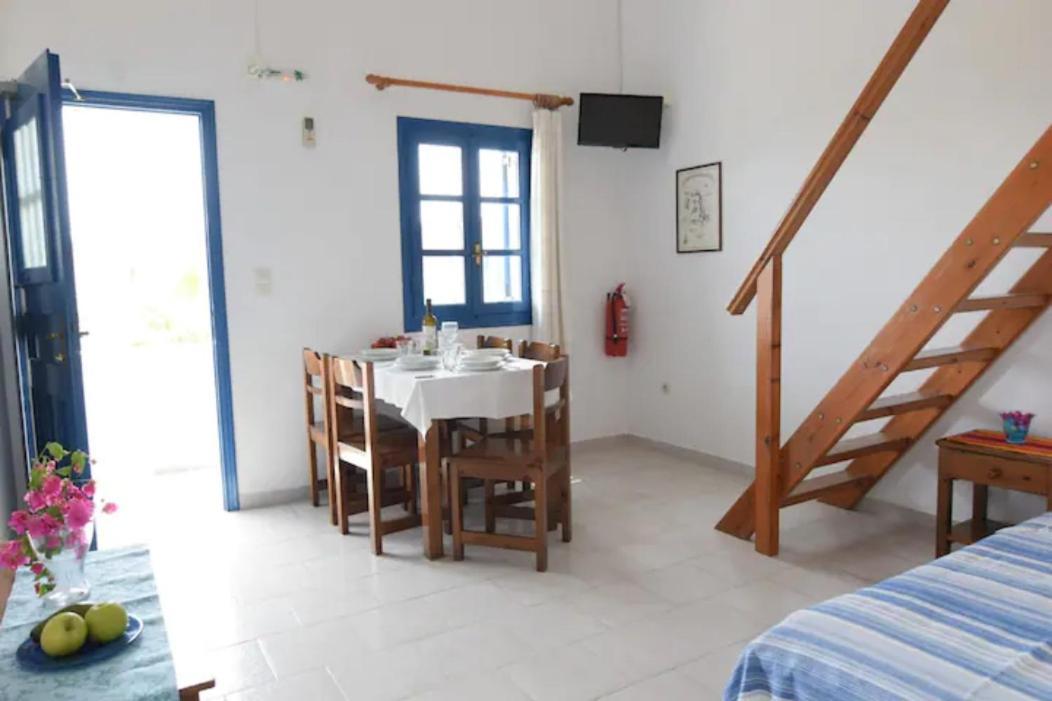 Thalassitis Coastal Apartments Playa de Perivolos Exterior foto