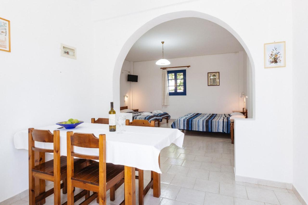 Thalassitis Coastal Apartments Playa de Perivolos Exterior foto