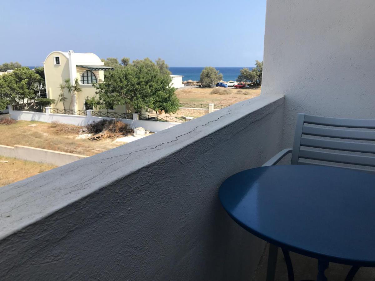 Thalassitis Coastal Apartments Playa de Perivolos Exterior foto
