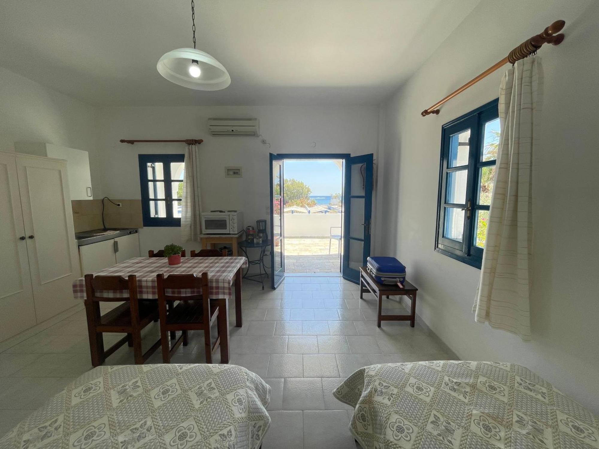 Thalassitis Coastal Apartments Playa de Perivolos Exterior foto