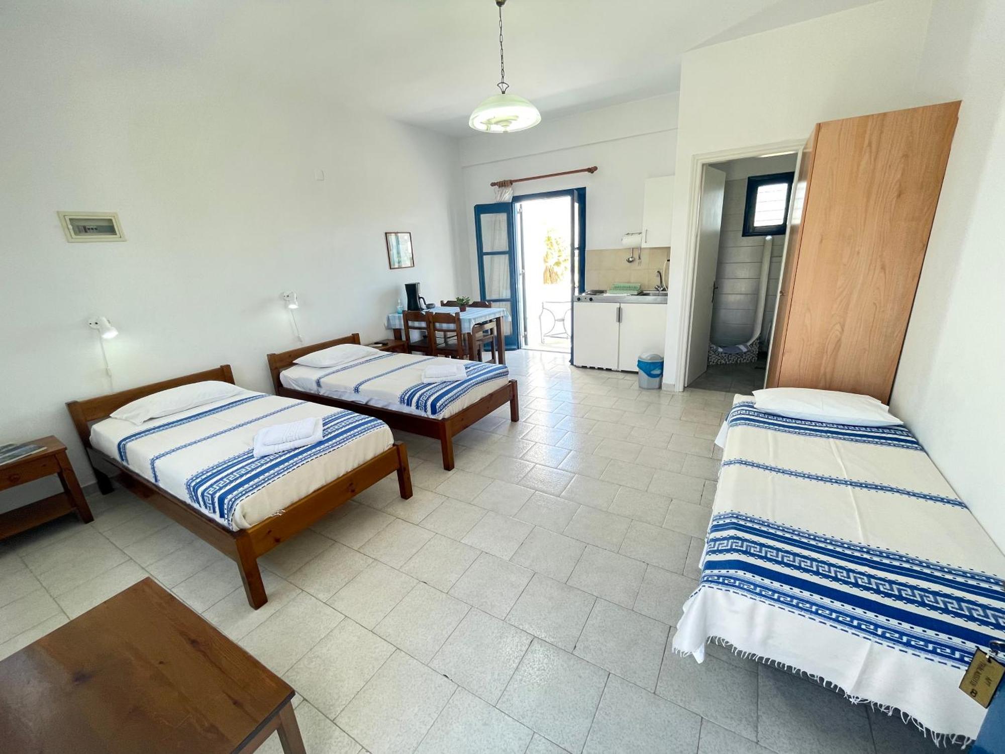 Thalassitis Coastal Apartments Playa de Perivolos Exterior foto